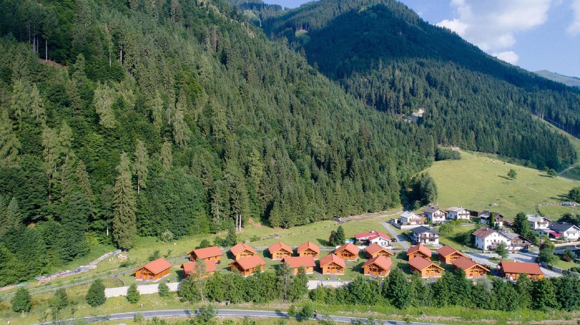 Chaletdorf Zellersee Майсгофен Екстер'єр фото