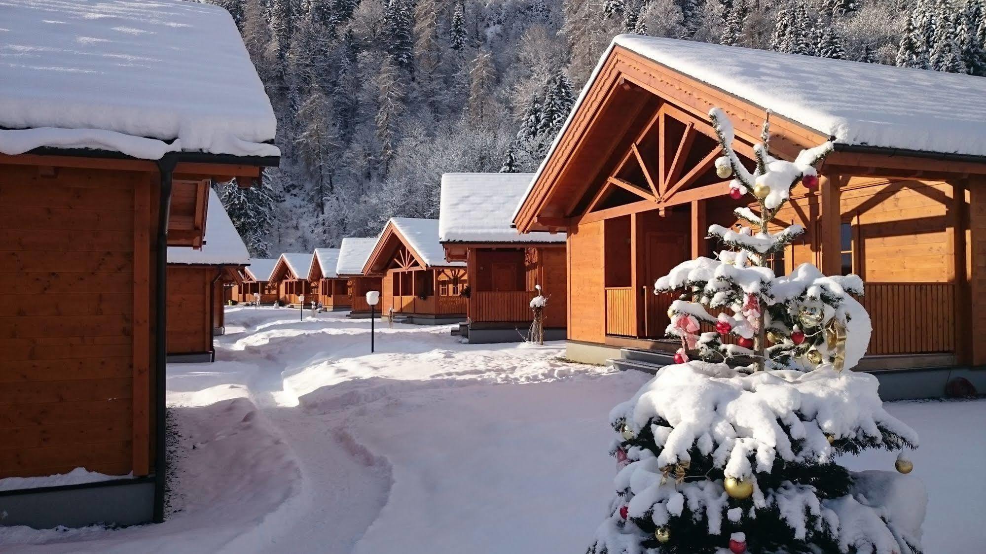 Chaletdorf Zellersee Майсгофен Екстер'єр фото